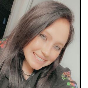 Meet your Posher, Shania